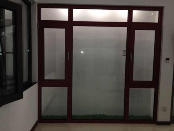 铝合金门窗价格是多少  铝合金门窗厂家有哪些