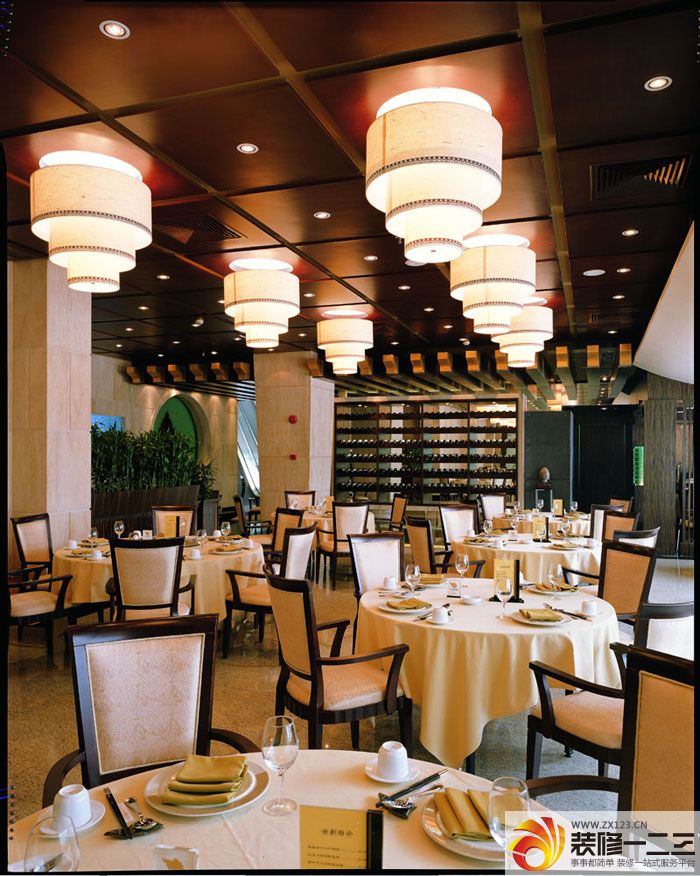 中型饭店装修实景图