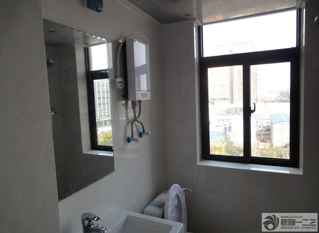 小面积卫生间镜子设计图片