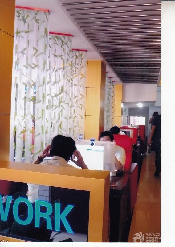 简约风格网吧金属吊顶装修图片大全