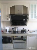 2025美式家庭厨房设计颜色搭配图片