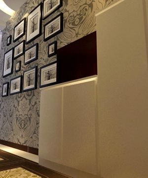 最新现代简约玄关背景墙装修设计效果图