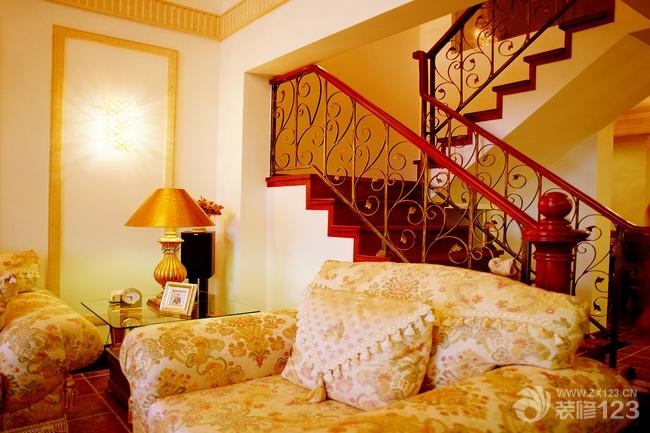 2025欧式风格客厅装修设计图片