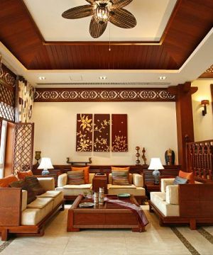 最新东南亚风格设计客厅柱子装修效果图欣赏