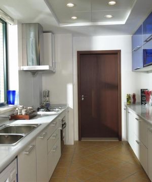 2023最新现代厨房橱柜颜色个性混搭装修实景图