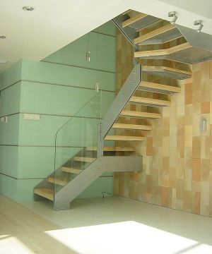 2025简约风格室内玻璃楼梯扶手装修效果图片