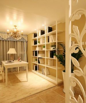 2025经典三室一厅室内书房装修实景图