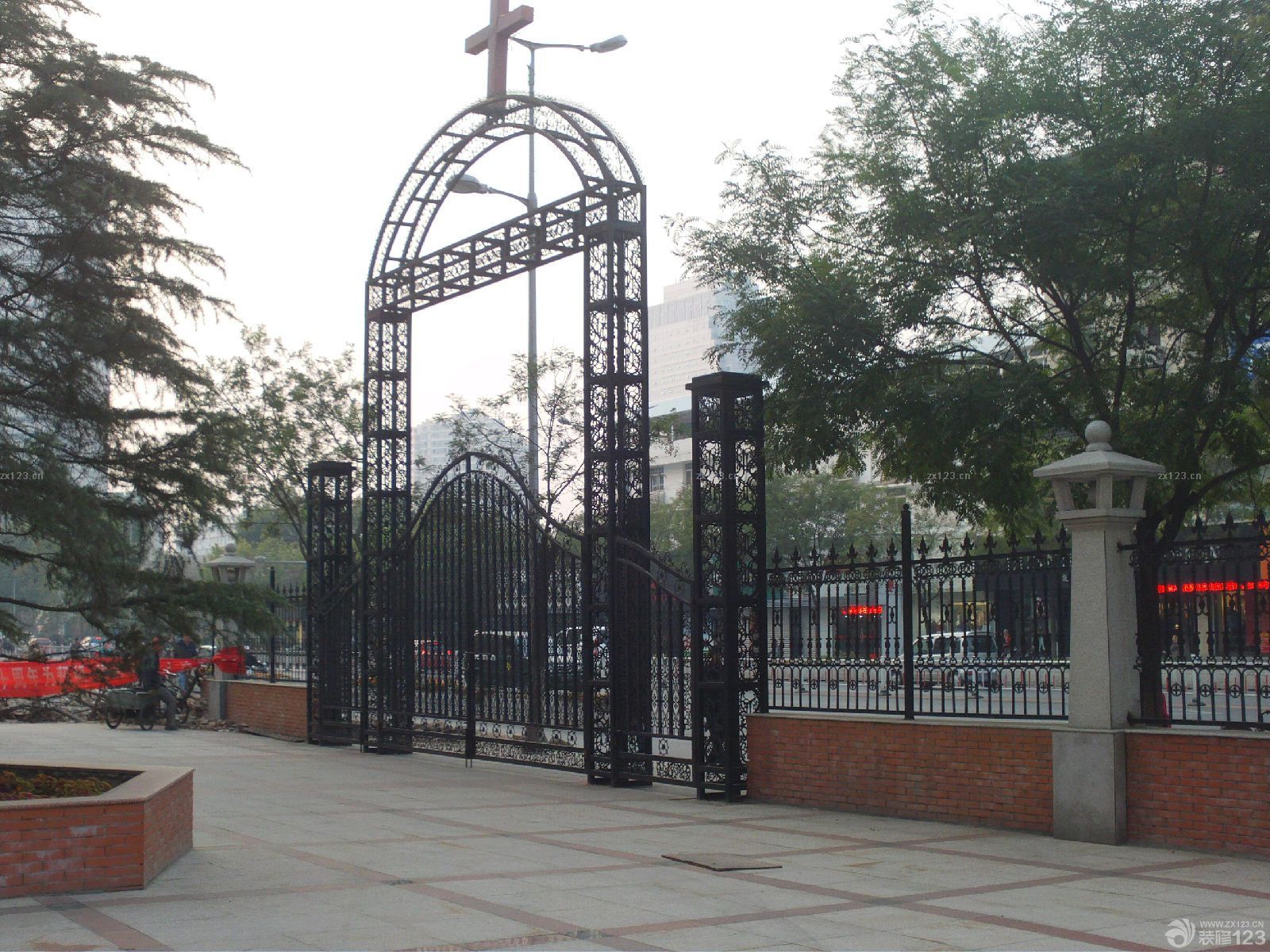 2025不锈钢围墙大门装饰图片