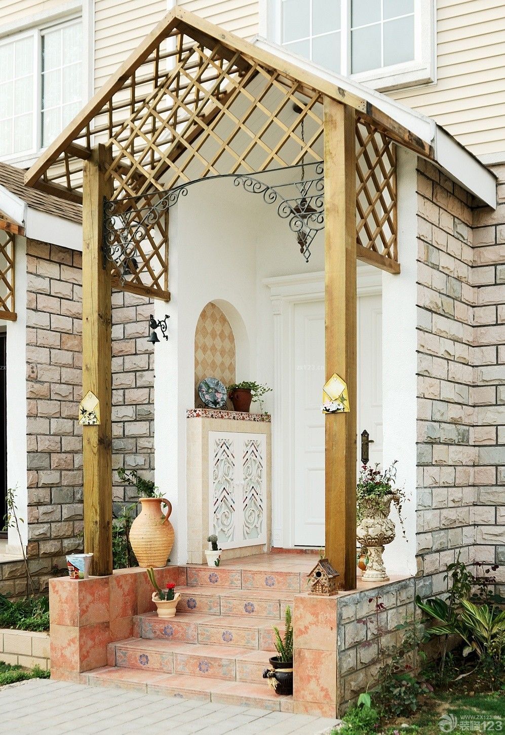 2025最新别墅白色大门设计图片欣赏