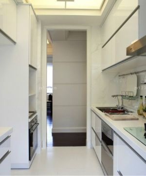 最新三居室厨房橱柜颜色效果图 