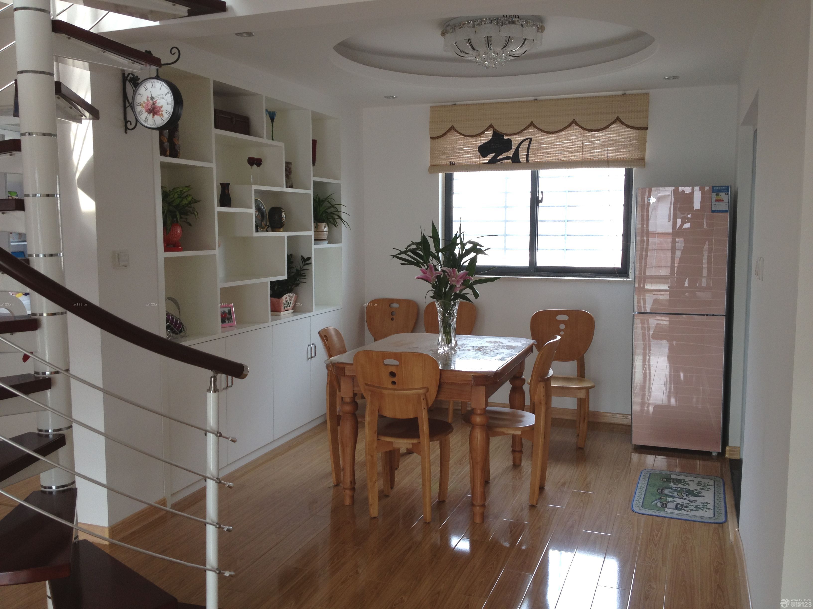 2025现代餐厅博古架图片大全