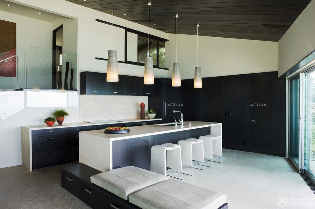 最新现代风格别墅设计家用吧台装修实景图欣赏