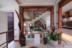 东南亚风格室内别墅楼梯扶手装修实景图欣赏