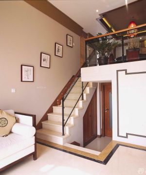 最新东南亚风格复式阁楼楼梯设计实景图