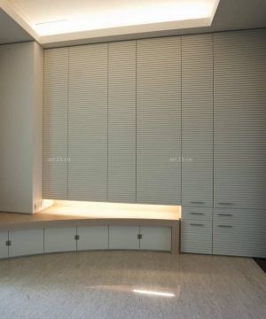 现代风格入户花园鞋柜装修实景图欣赏