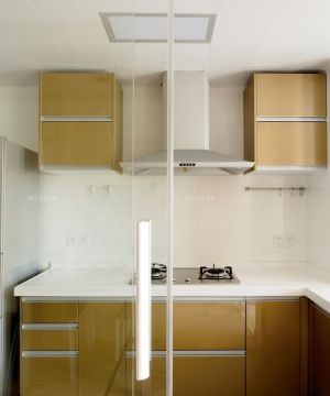 现代厨房铝扣板集成吊顶装修图片大全