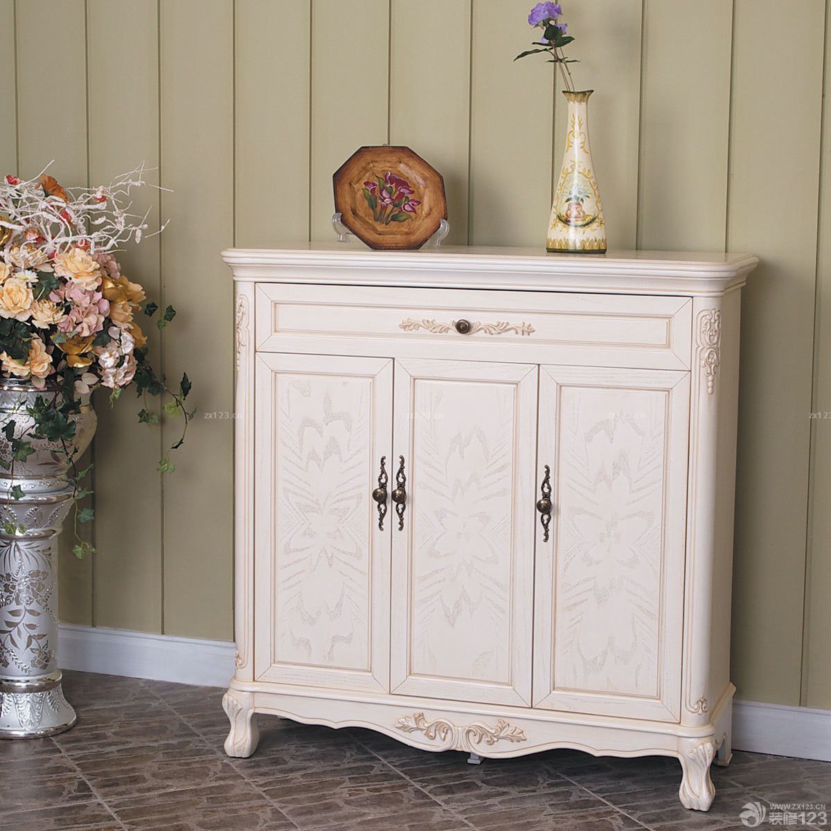 古典欧式鞋柜设计实景图欣赏