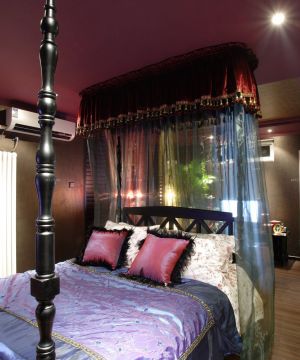 最新50平米东南亚风格客厅卧室隔断图片