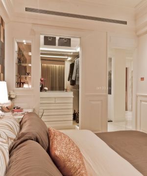 80平米房子现代家居卧室床效果图片