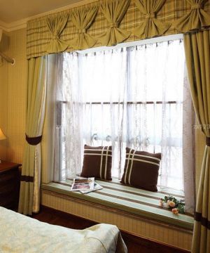 120平户型美式卧室飘窗设计装饰效果图