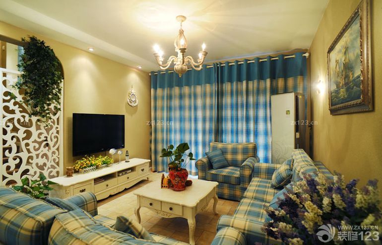 最新86平米地中海风格客厅窗帘设计效果图片