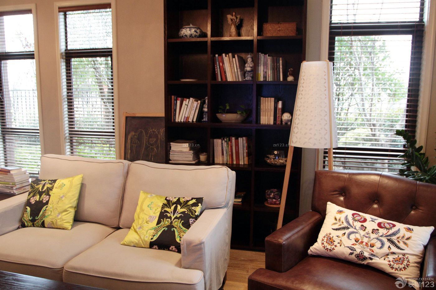 2025美式客厅落地灯设计图片