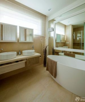 100平米三居浴室装修效果图大全2023图片