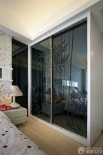 简约风格主卧室衣柜效果图片大全