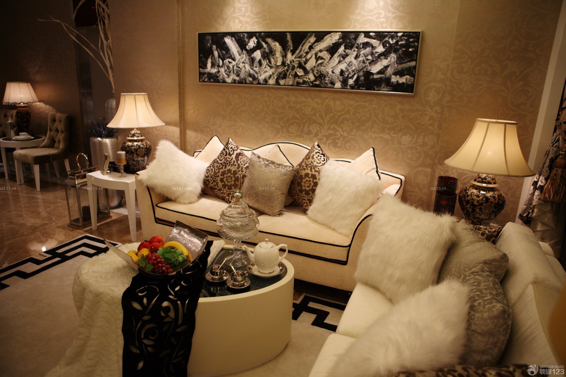 2025小户型楼房客厅墙面颜色图片