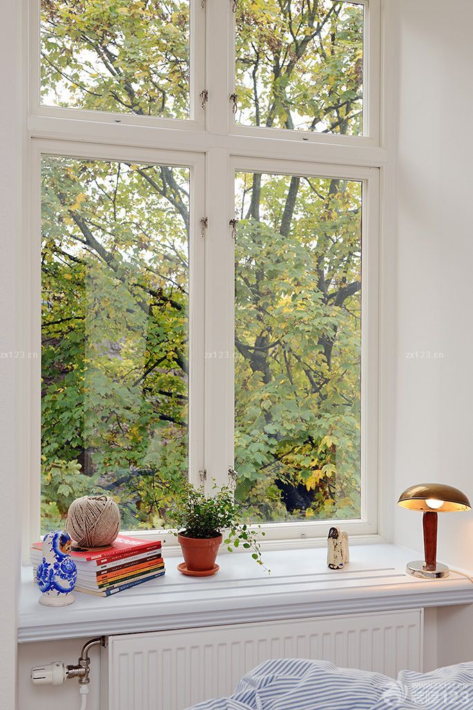 2025最新中小户型客厅飘窗装修图片