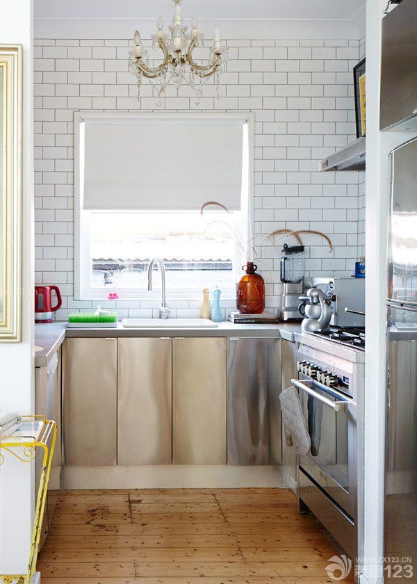 国外经典小户型整体橱柜设计效果图片