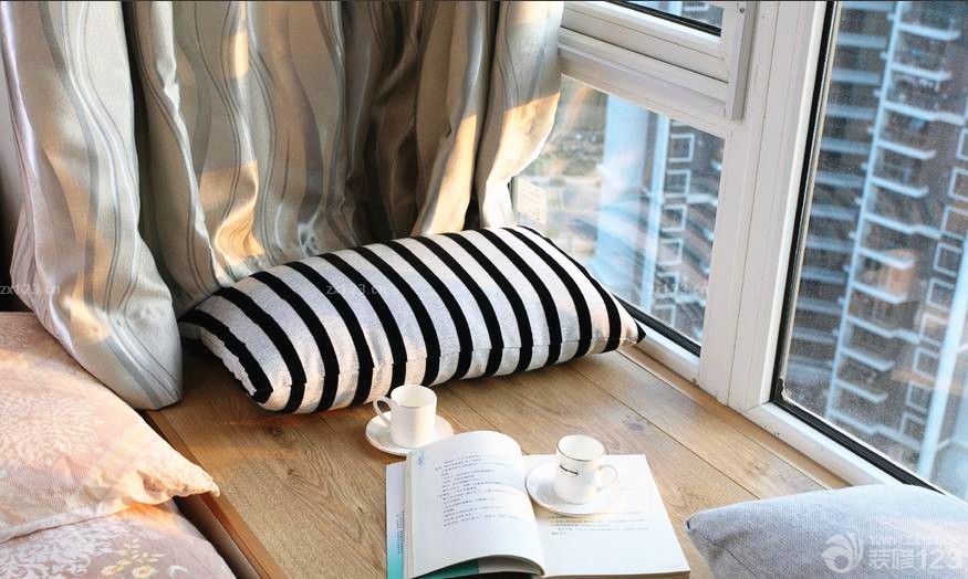 小户型飘窗小清新装修效果图