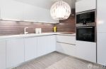 2023最新小户型敞开式厨房橱柜设计装修效果图欣赏