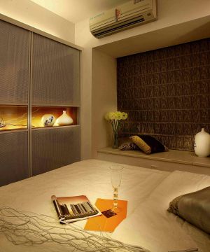 现代欧式小户型卧室飘窗设计图片
