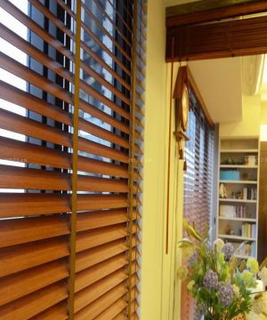 2025最新二室一厅百叶窗帘设计图片