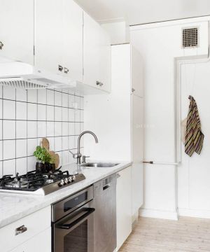 家装小户型厨房橱柜设计效果图欣赏
