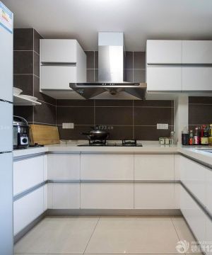 厨房简欧风格整体橱柜效果图片欣赏