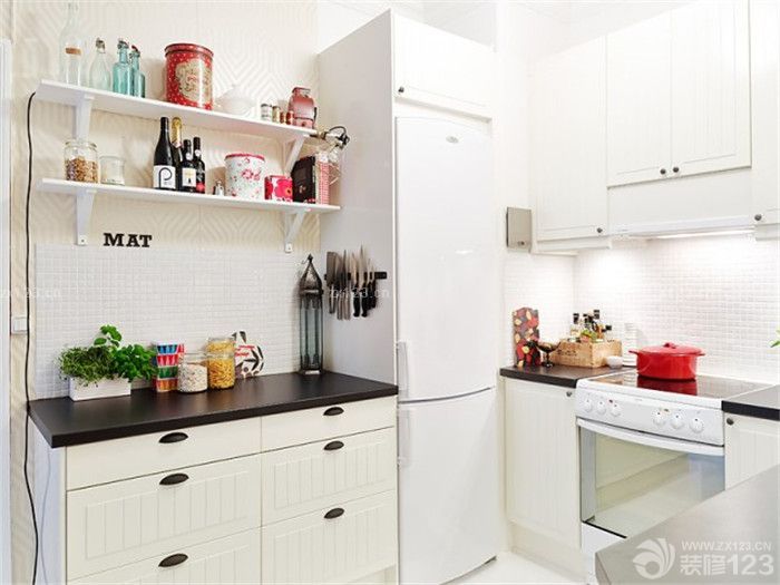 简欧风格小户型整体厨房橱柜效果图