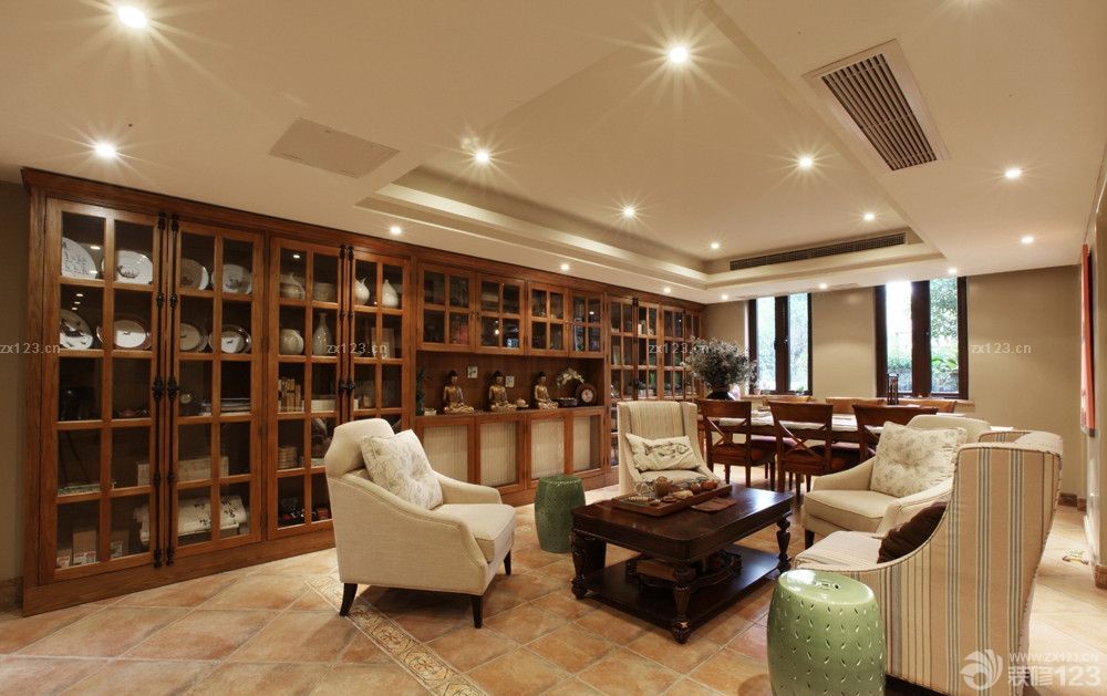 2025最新东南亚风格餐厅实木家具设计图片