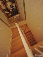 小型别墅简欧风格楼梯装修效果图片大全