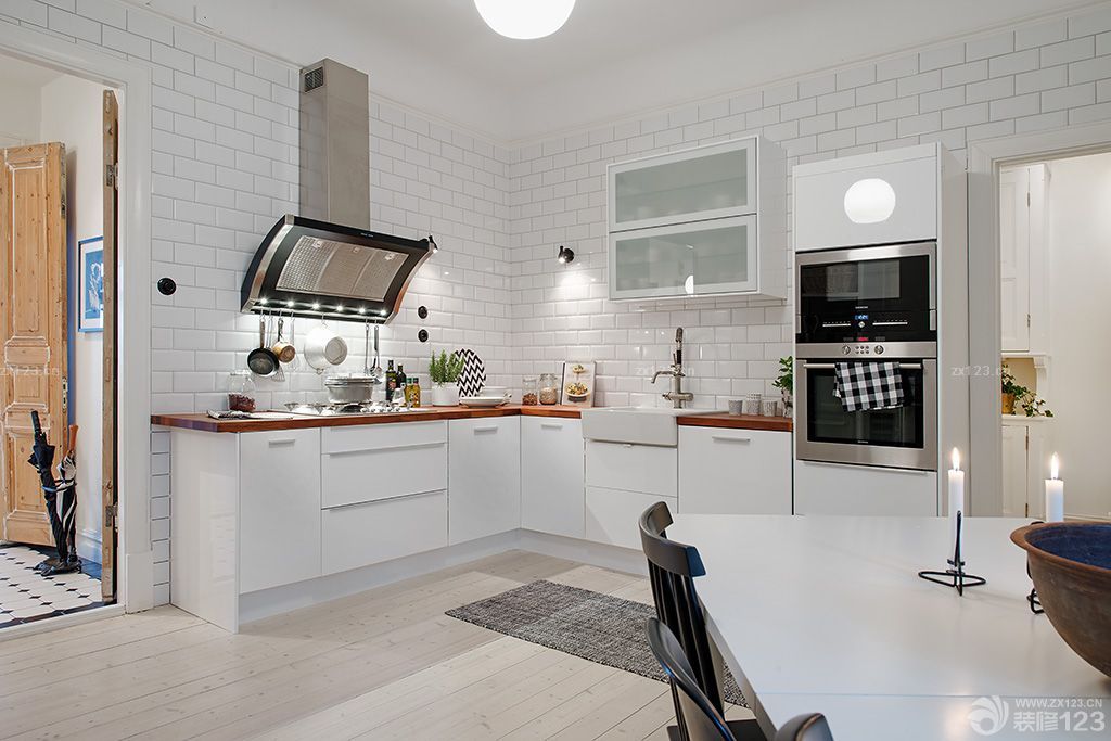 2025紧凑小户型整体橱柜效果图欣赏