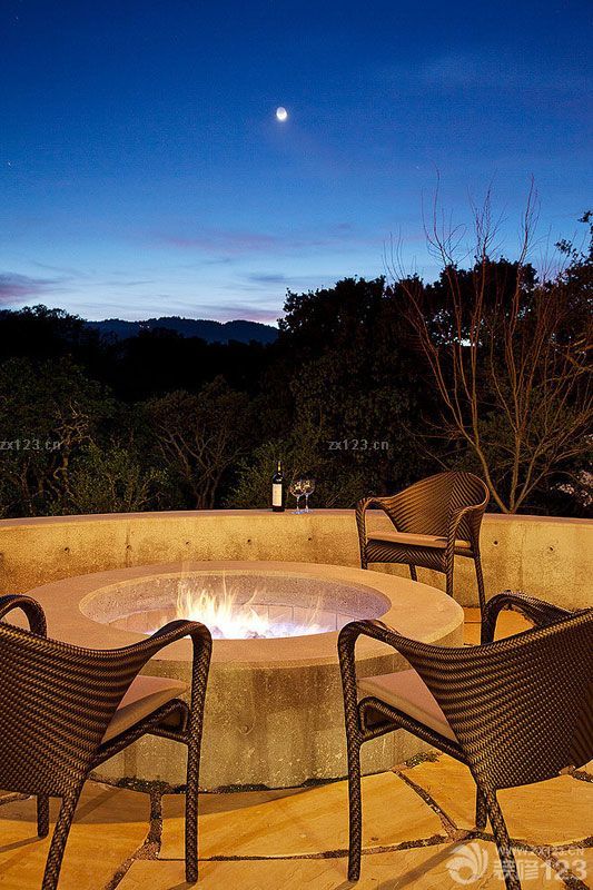 东南亚风格阳台花园设计效果图