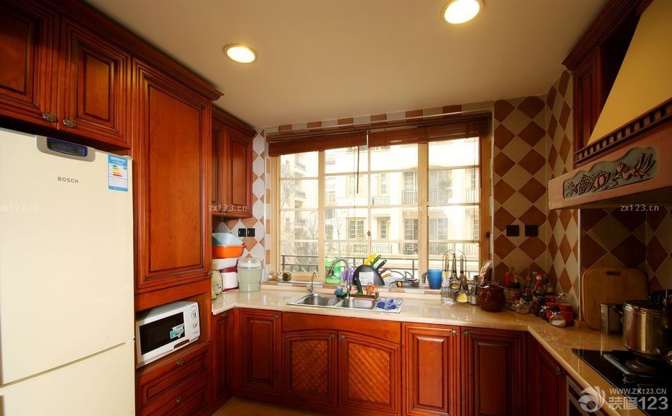 东南亚整体厨房装修效果图欣赏