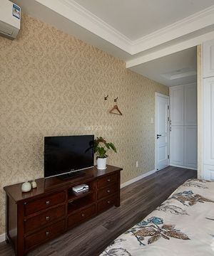 经典主卧室美式实木电视柜设计效果图片