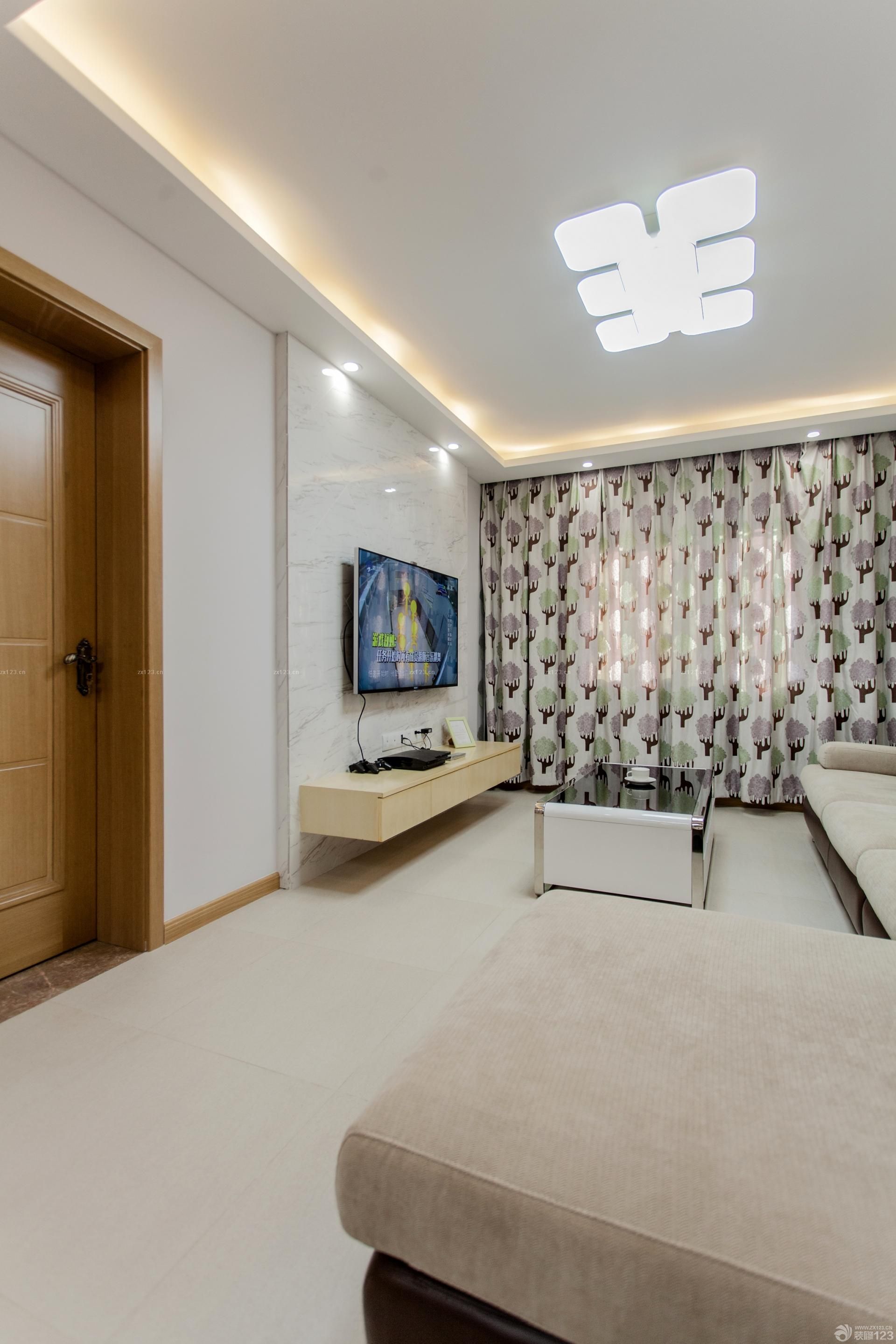 现代简约风格二室一厅吊顶图片