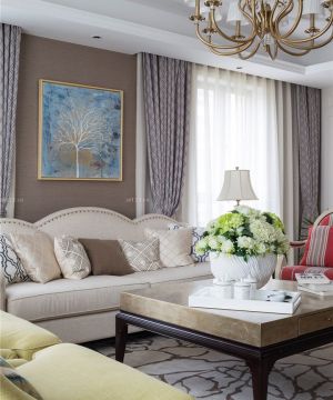 2025客厅米白色美式沙发装修实景图大全