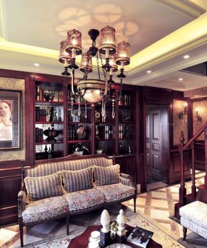 家装客厅美式古典实木家具装修效果图欣赏