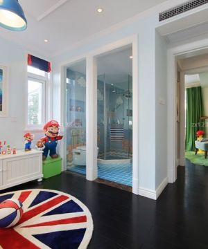 最新精品儿童房卫生间隔断门设计效果图欣赏