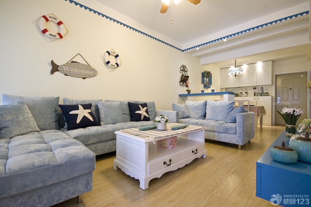 2025时尚客厅地中海风格家具设计案例