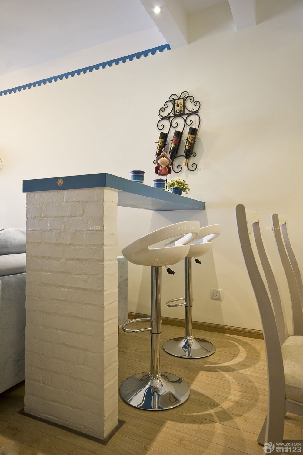 2025家装地中海风格吧台椅子装饰图片大全